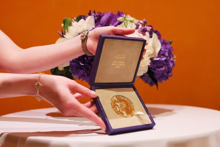 Rus gazeteci, Nobel madalyasını 103 milyon dolara sattı