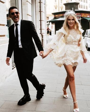 Mustafa Sandal ve Melis Sütşurupun düğününden yeni kareler