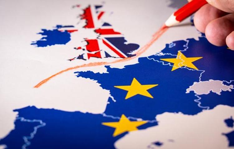 Brexitin sancıları sürüyor İngilterenin başı dertte