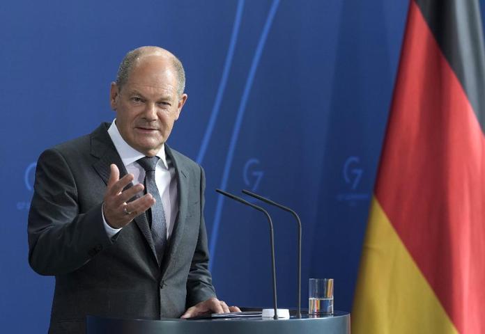 Scholzun çöp kutusundan G7nin gizli belgeleri çıktı