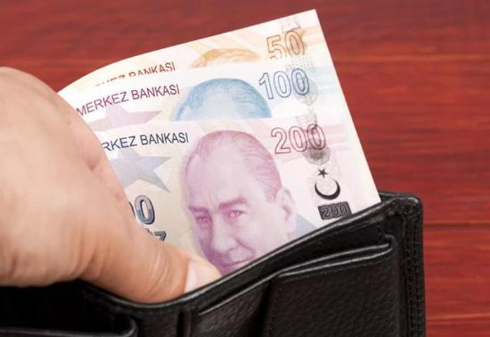 En düşük işsizlik maaşı 2500 TLyi geçti