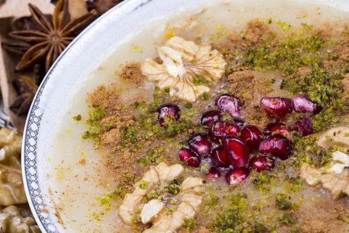 Tam kıvamında aşure tarifi Aşure nasıl hazırlanır Aşure malzemeleri nelerdir