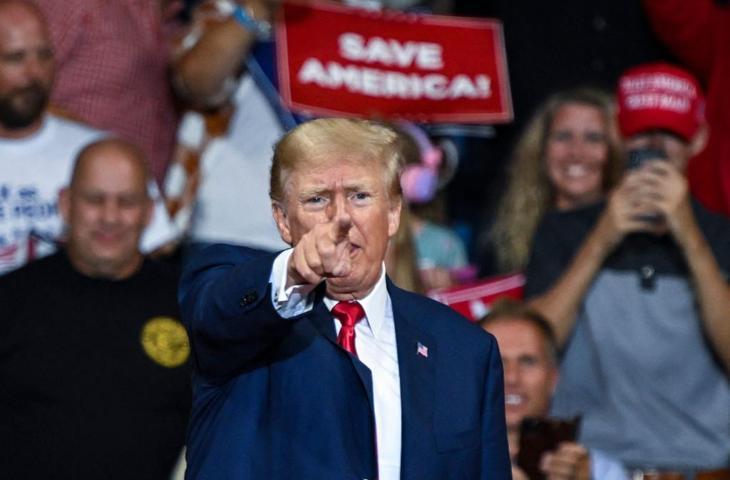 Trump’tan sert çıkış: Bidenı ‘devlet düşmanı’ olarak nitelendirdi