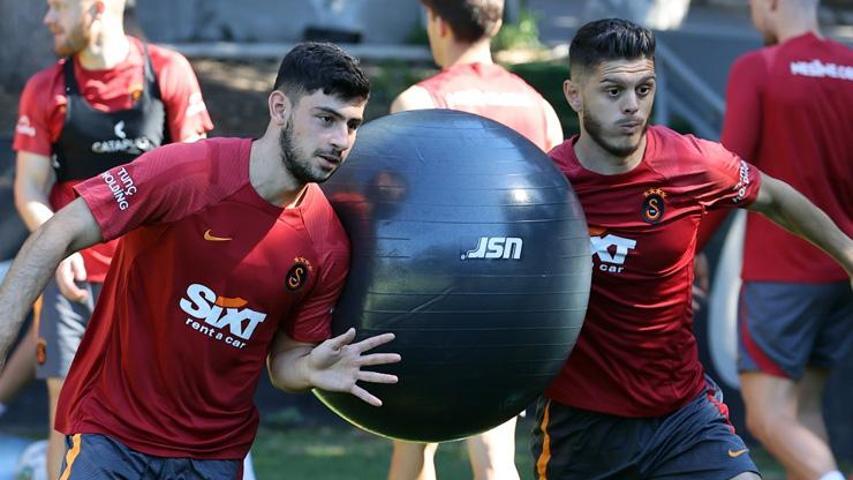 Yusuf Demir Türk statüsünde oynayabilir mi Fatih Terim detayı