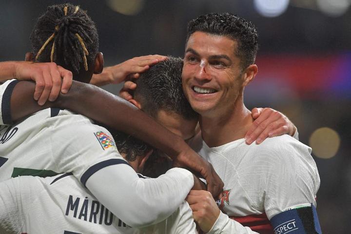 Çekya-Portekiz maçında Cristiano Ronaldo kanlar içinde kaldı