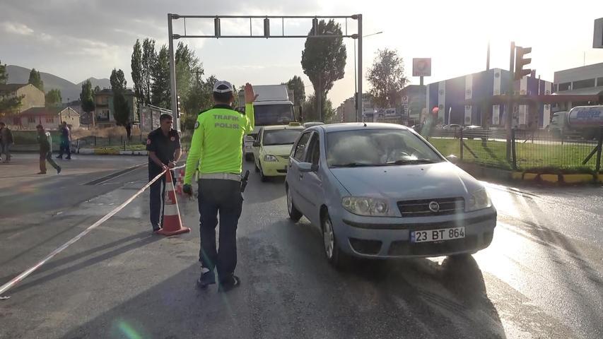 Erzurum’da asker ve öğretmenleri taşıyan servis araçları çarpıştı: 10 yaralı