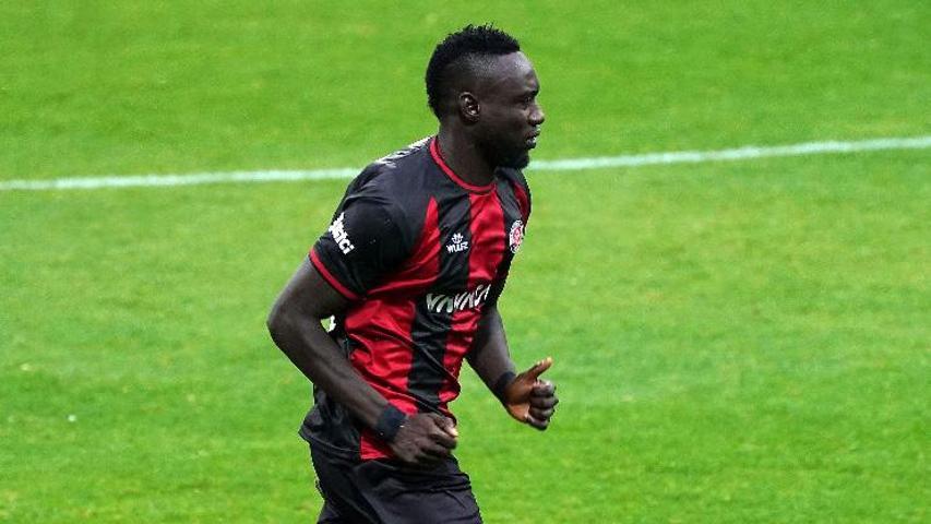 Galatasarayda forvet pişmanlığı Diagne ve Mostafa Mohamed