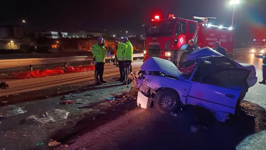 TAG otoyolunda feci trafik kazası: 2 ölü, 5 yaralı