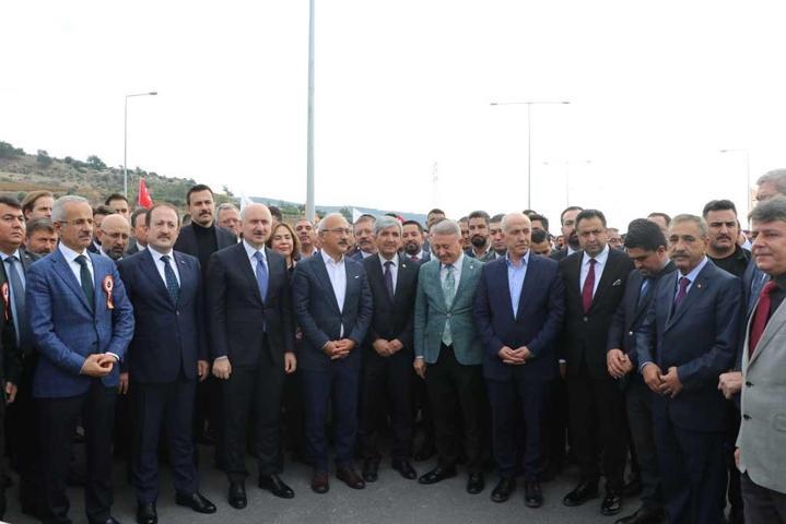 Bakan Karaismailoğlu açıkladı: Karayollarından yıllık ne kadar tasarruf ediliyor
