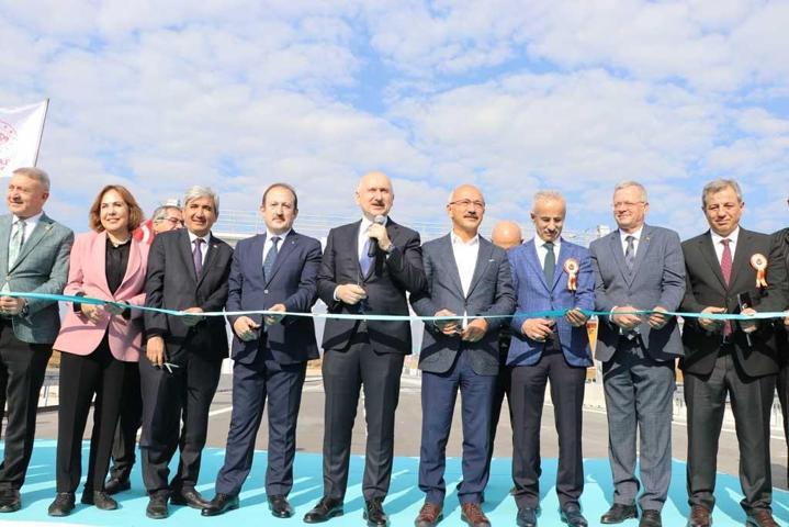 Bakan Karaismailoğlu açıkladı: Karayollarından yıllık ne kadar tasarruf ediliyor