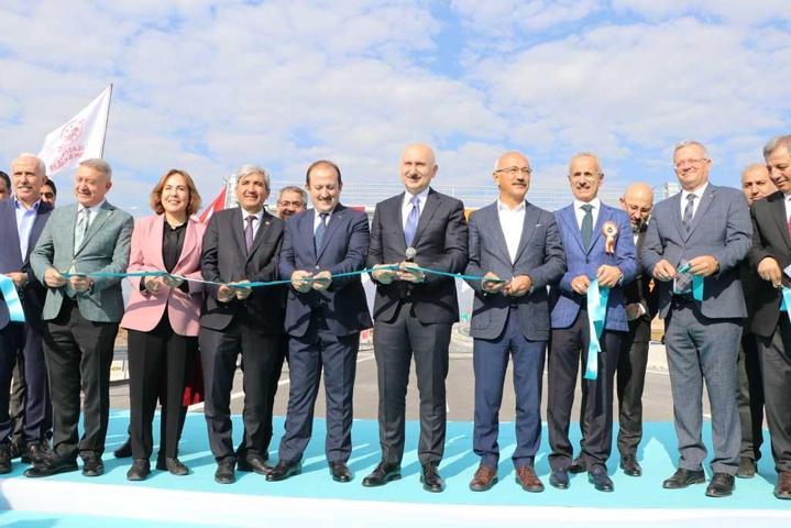 Bakan Karaismailoğlu açıkladı: Karayollarından yıllık ne kadar tasarruf ediliyor