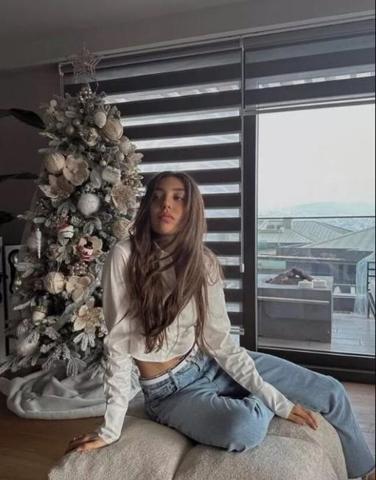 Özlem Ada Şahin ve Berkay çifti o evi bırakıp 5 odalı eve geçtiler