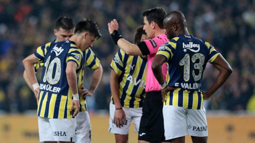 Valencia Fenerbahçede kalacak mı Başkandan transfer açıklaması
