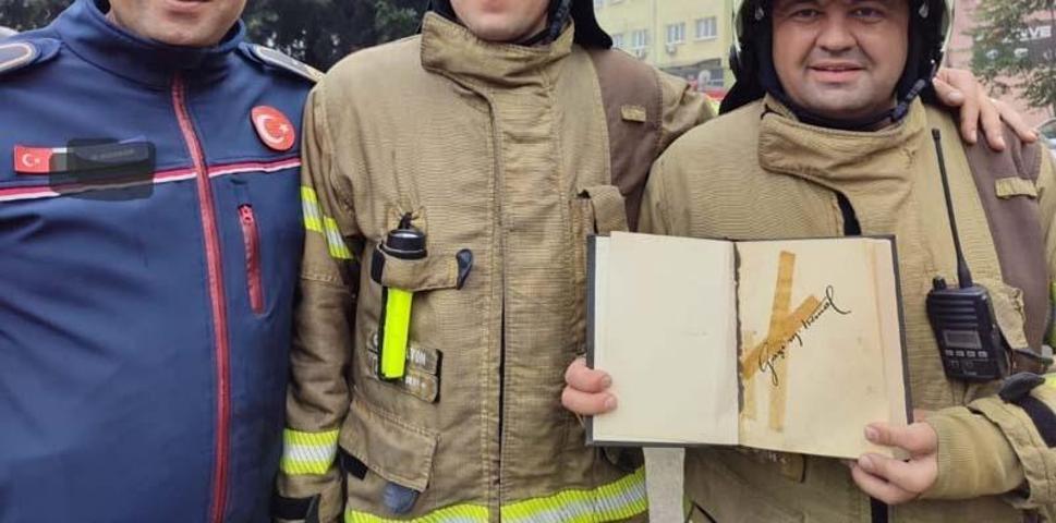 Atatürkün imzaladığı öne sürülen Nutuk alevlerin içerisinden kurtarıldı