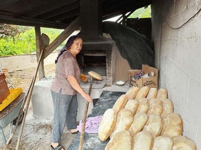 Füruzan teyzenin ekmeğinin lezzeti il sınırlarını aştı
