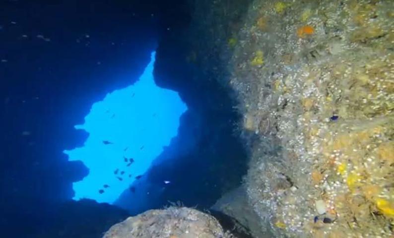 Antalya’da turistlerin yeni cazibesi noktası dünyaca ünlü falezlerin mağaraları
