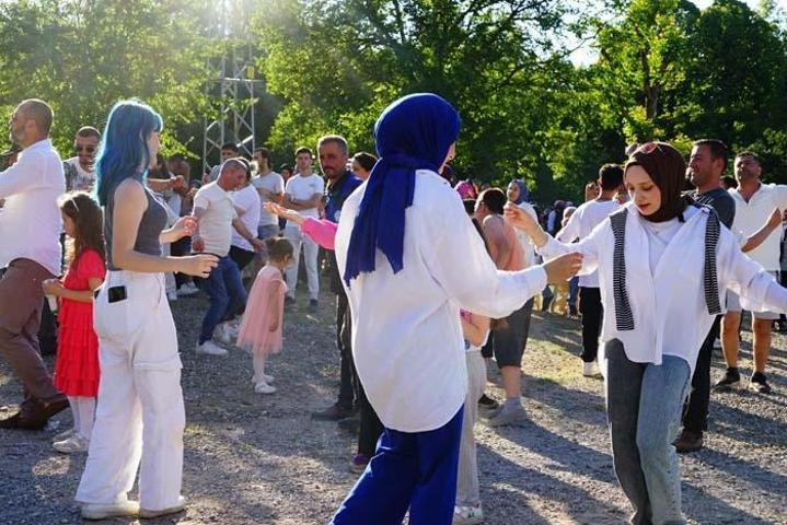 Binlerce turisti ağırlayan Kastamonu’da bayram şenliği vatandaşları coşturdu