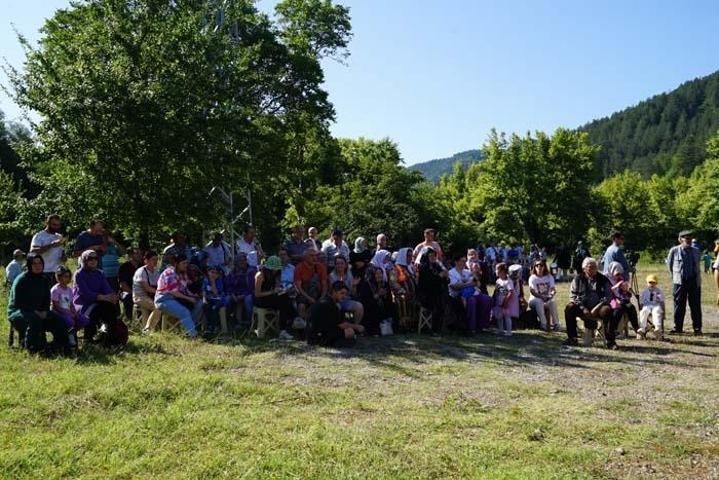Binlerce turisti ağırlayan Kastamonu’da bayram şenliği vatandaşları coşturdu