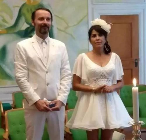 Nursel Köse ilk kez eşiyle fotoğrafını paylaştı