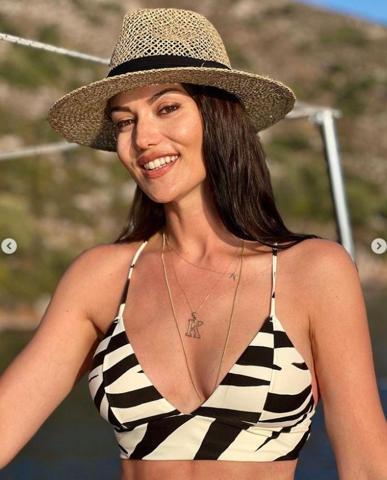 Fahriye Evcenden oğlu Karanla yeni paylaşım geldi