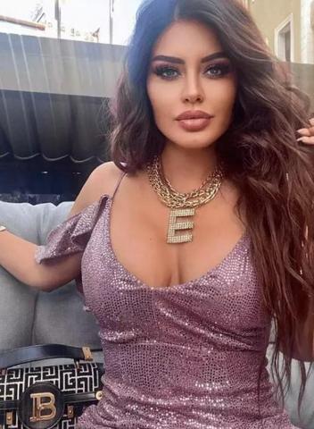 Takipçisine sinirlenen Ebru Polat soluğu mahkemede aldı