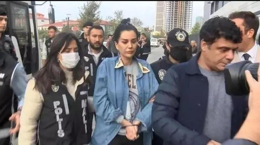 Ece Ronay aylık kazancını açıkladı Dilan Polat rol model oldu