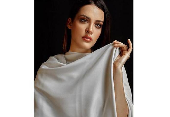 İrem Sak takipçilerinden tam not aldı