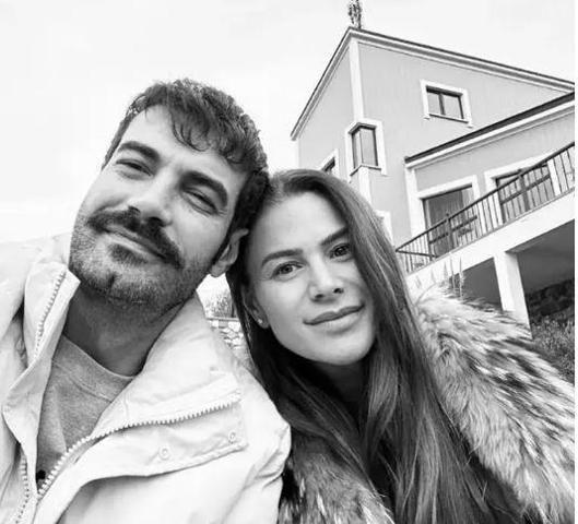 Murat Ünalmıştan balayı pozları geldi
