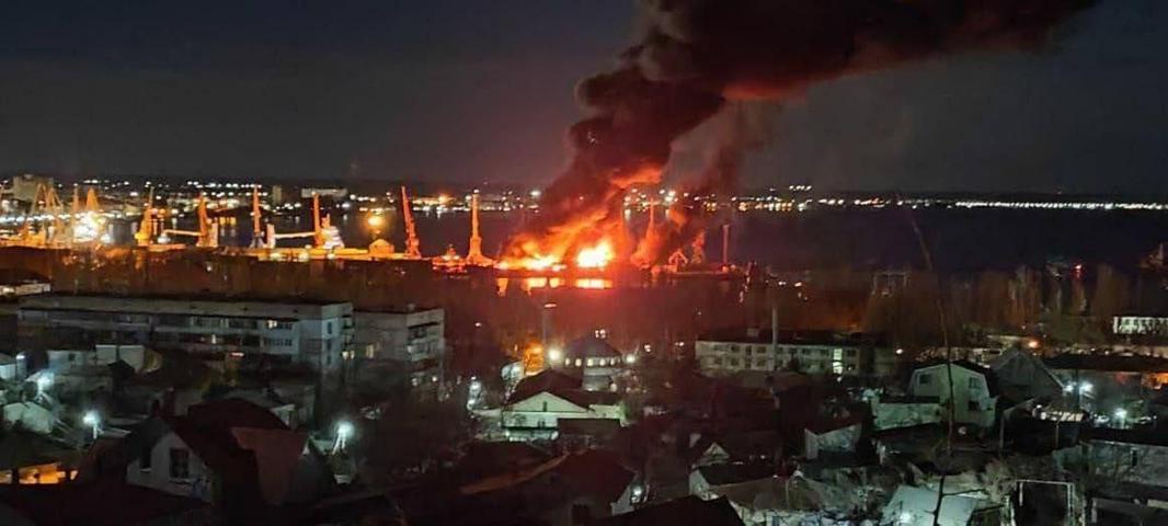 Kırımda hareketli saatler: Güdümlü füze taşıyan Ukrayna jeti vurdu, Rusya doğruladı