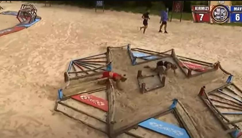Survivorda ikinci eleme adayı belli oldu Geceye damga vuran anlar