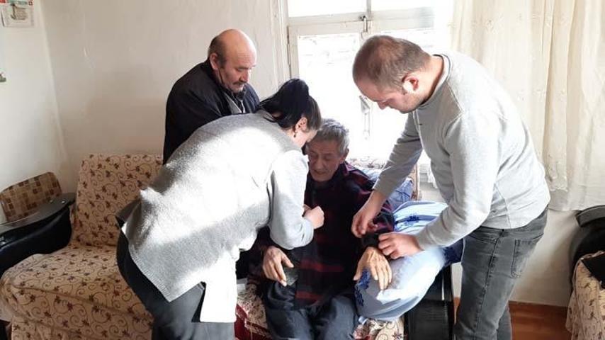 Kahreden kaza: Engelli eşine bakmak için çalışıyordu