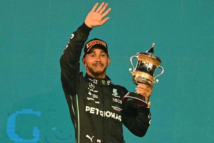 Dev transfer duyuruldu: Hamilton, Ferrari koltuğuna geçiyor