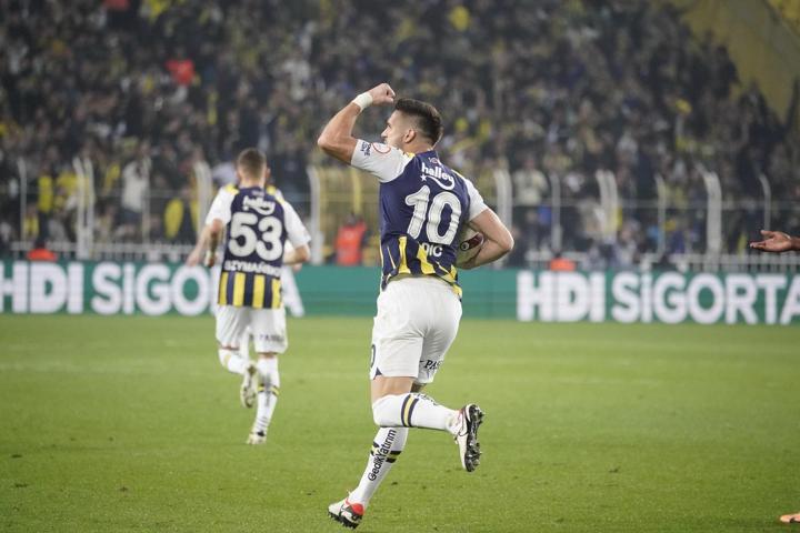 Fenerbahçenin istikrar abidesi Dusan Tadic, İsmail Kartal ve Jose Mourinhonun vazgeçilmez yıldızı oldu