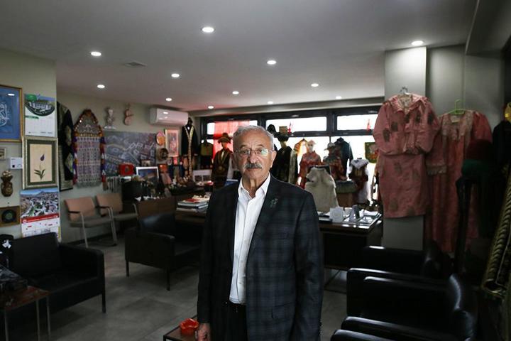 Tırnaktan bile küçük Görenleri hayrete düşürüyor...