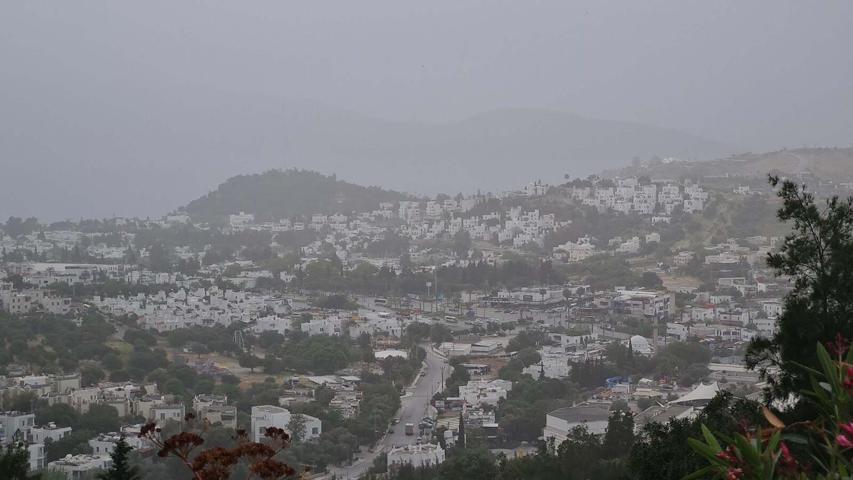 Uyarılar yapılmıştı Kuzey Afrikadan taşınan toz Bodruma ulaştı