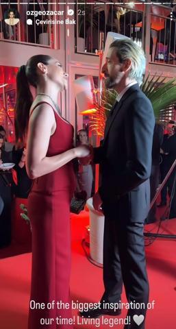 Kızılcık Şerbeti’nin Görkem’i Özge Özacar, Cannesda Piyanistin yıldızı Adrien Brodyle Sosyal medya yıkıldı