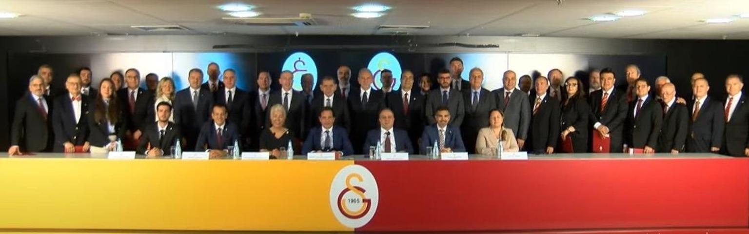 Galatasarayın yeni yönetimi mazbatalarını aldı