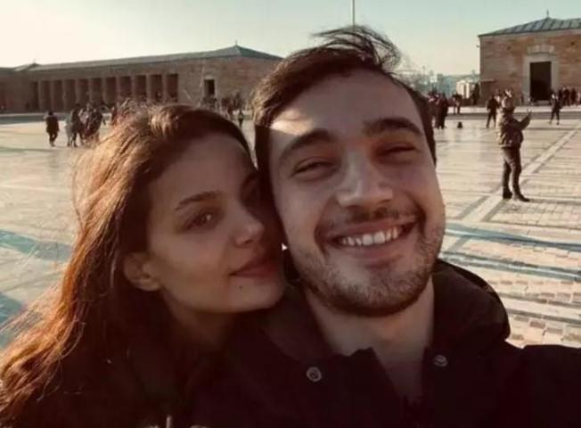 Burak Dakak, Ayhan Işık Özel Ödülüne layık görüldü Sevincini böyle paylaştı