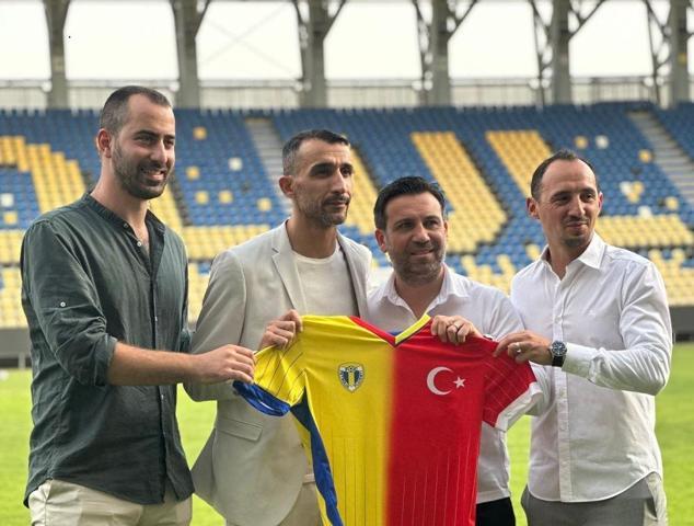 Mehmet Topal, imzayı attı