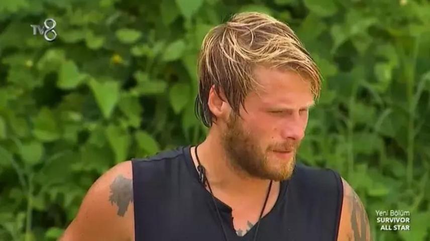 Survivor Yunus Emre Özden ve eşi Beria Özden kavuştu O anlar gündem oldu