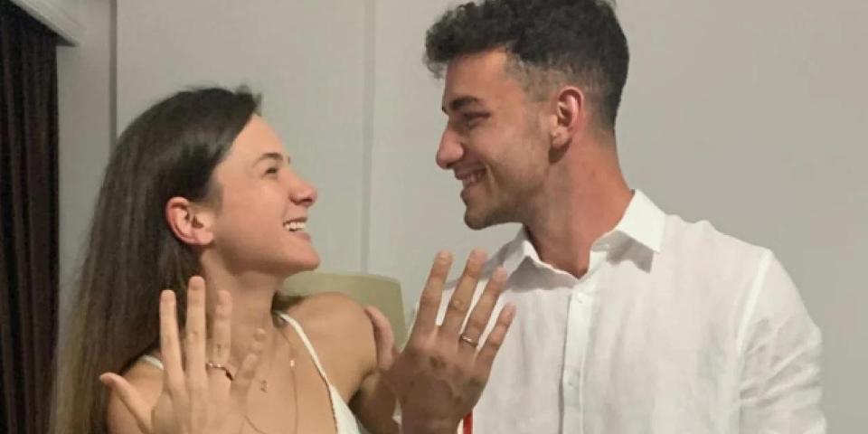 Survivor şampiyonu Nisa Bölükbaşı sevgilisi Yiğit İnandı ile nişanlandı İşte nişan pozu