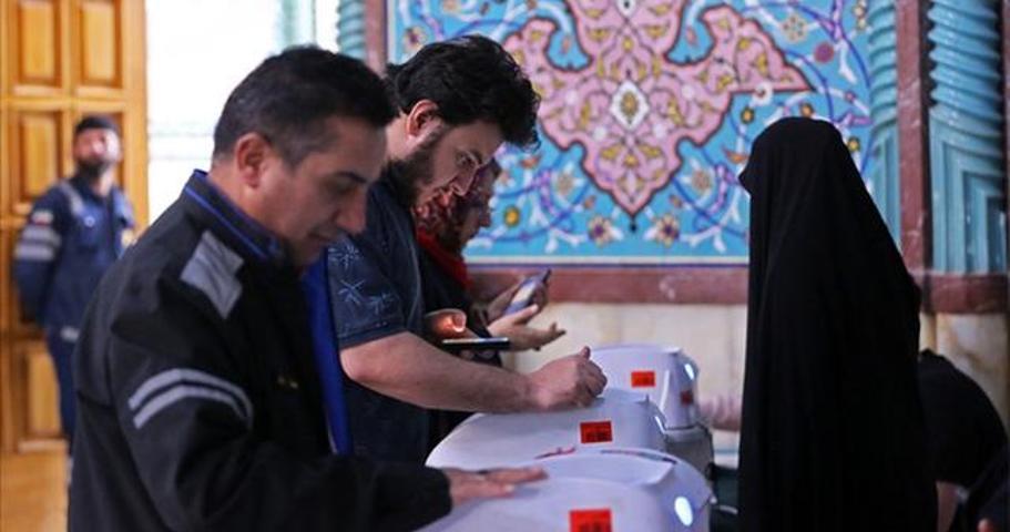İranda oy verme işlemi sürüyor... Mesud Pezeşkiyan, İranın ilk Türk cumhurbaşkanı mı olacak