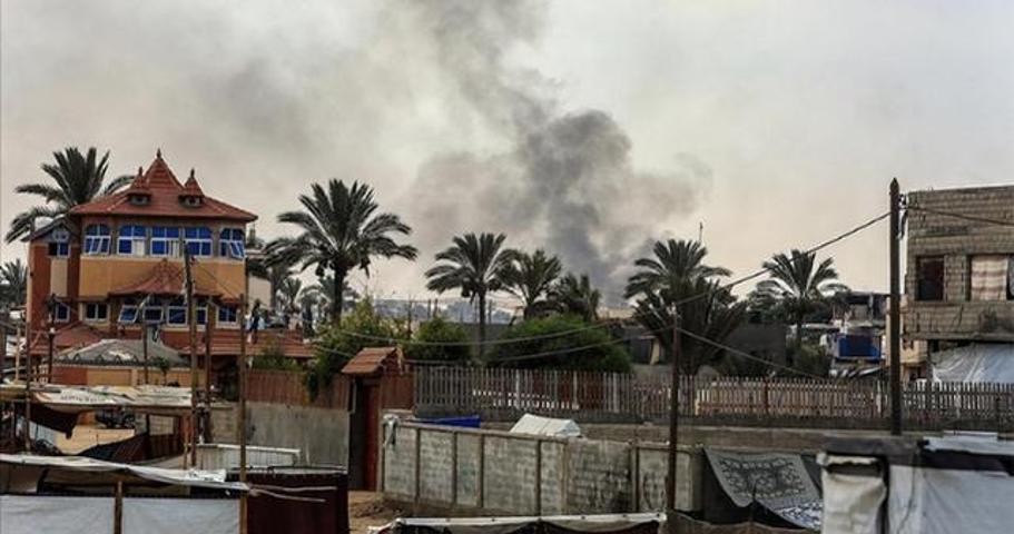 İsrail ordusu Refahta Filistinlilerin çadırlarını bombaladı 11 kişi öldü