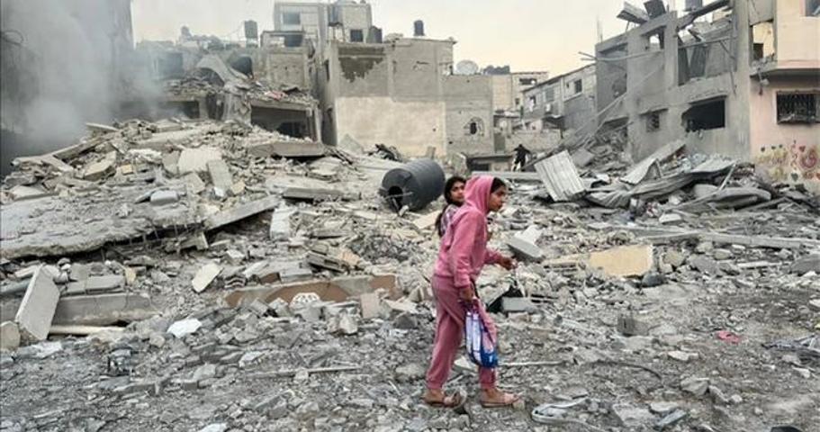 İsrail ordusu Refahta Filistinlilerin çadırlarını bombaladı 11 kişi öldü