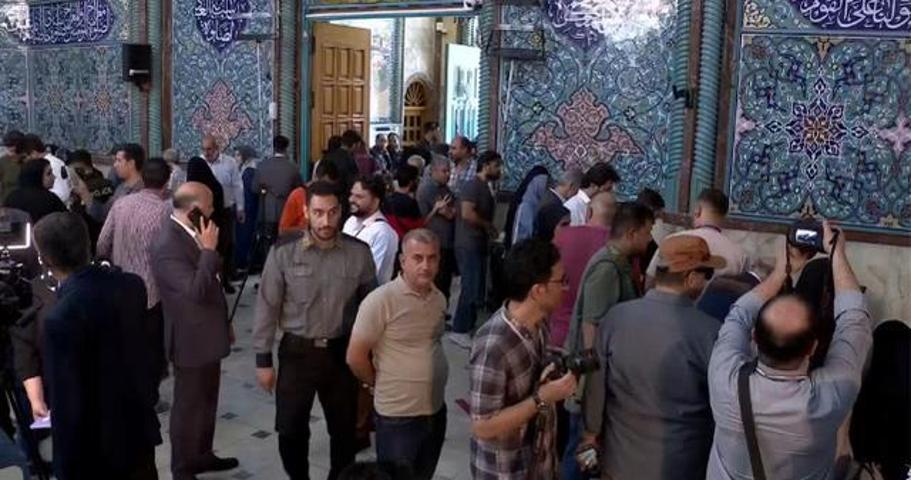 Komşuda seçim heyecanı İran’da, 14. dönem cumhurbaşkanlığı seçimleri devam ediyor