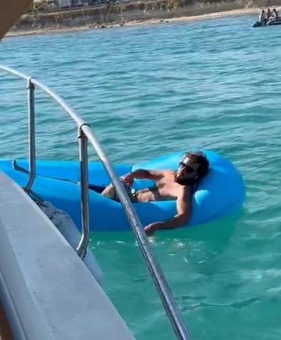 Edirnede ilginç olay Deniz yatağında uyuyakaldı 2 mil açıkta kurtarıldı