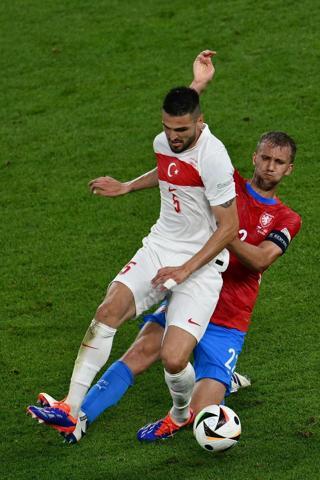 Son Dakika Transfer Haberi | Okay Yokuşlu, Süper Lig devlerini peşine taktı
