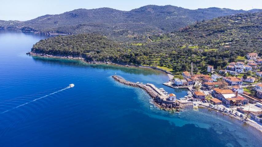Kapıda vize uygulaması sunan Yunan adaları dolup taşıyor Yerli turist bakın neden kaçıyor  3 kişi 64.90 Euro