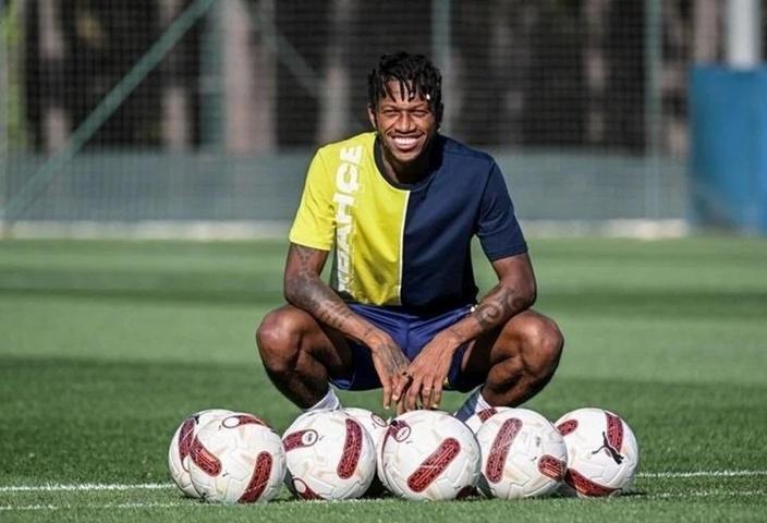 Süper Ligin piyasa değeri en yüksek olan futbolcuları 2024-2025 transfer sezonunda dudak uçuklatan rakamlar