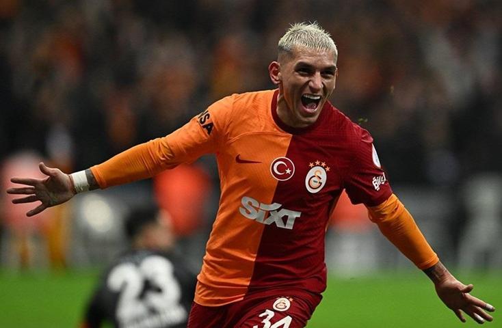 Süper Ligin piyasa değeri en yüksek olan futbolcuları 2024-2025 transfer sezonunda dudak uçuklatan rakamlar